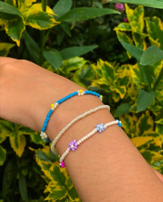 Set de pulseras de flores 🌸🩵🥰